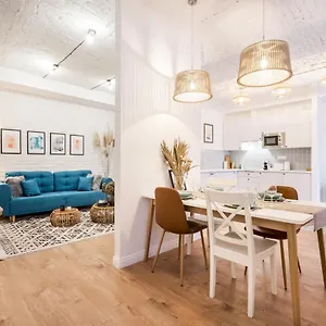 Roomli Boho Chic Apartment