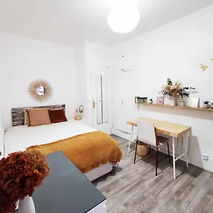 appt-cosy-chic-4-couchages-lit-bebe-paris-12e.fr-paris.fr/